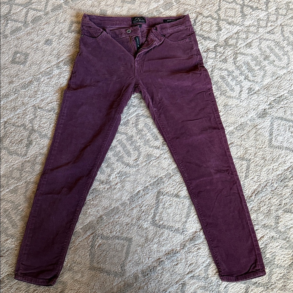 Lucky Brand Skinny Pants in Plum